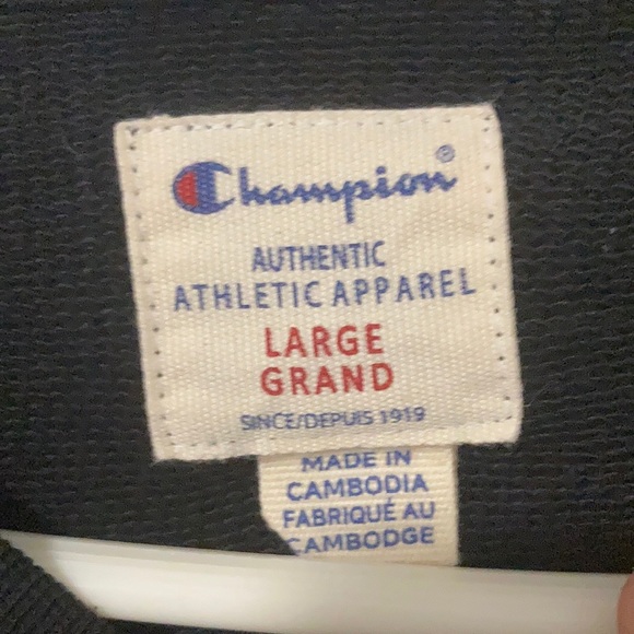 Champion Crewneck Size L - Picture 5 of 5